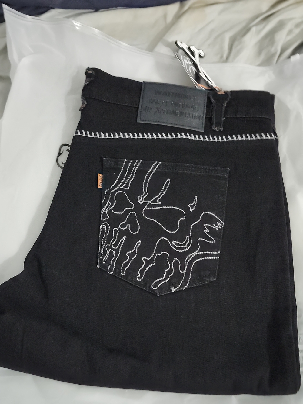 Slim Straight Black Jeans with Contrast Pocket Stitching